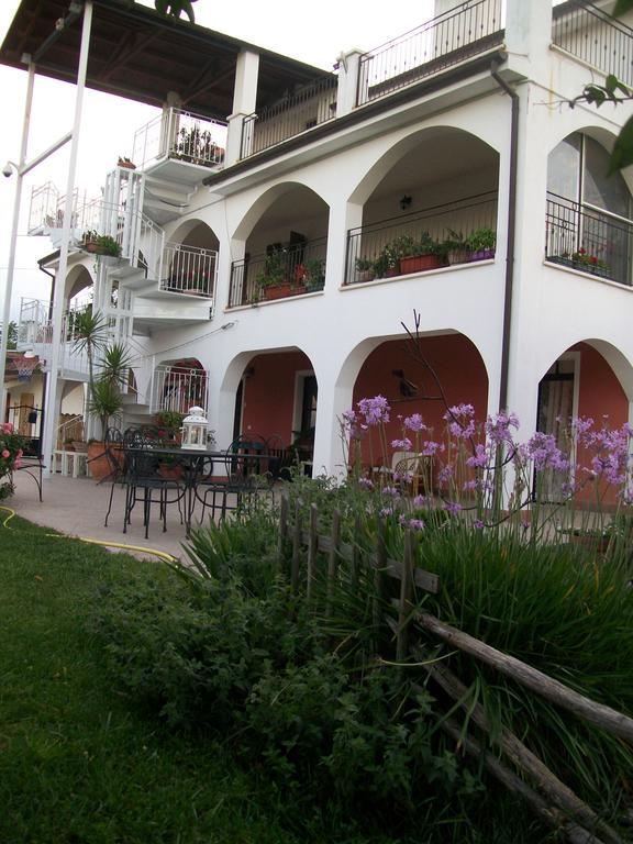 B&B La Casa Bianca Fossacesia Camera foto